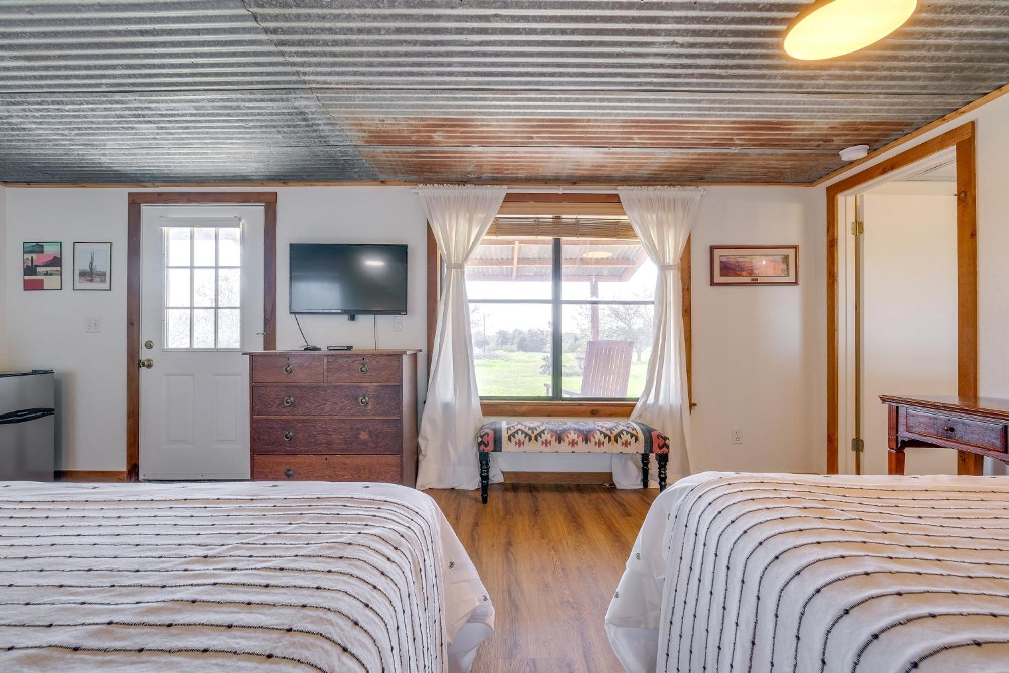 Delightful Carmine Studio On Farm Near Round Top! ภายนอก รูปภาพ