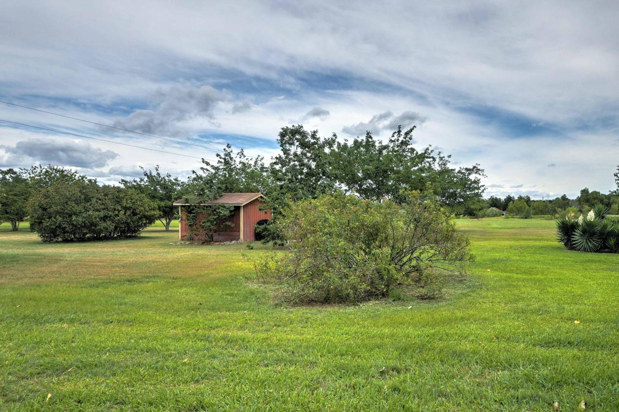 Delightful Carmine Studio On Farm Near Round Top! ภายนอก รูปภาพ