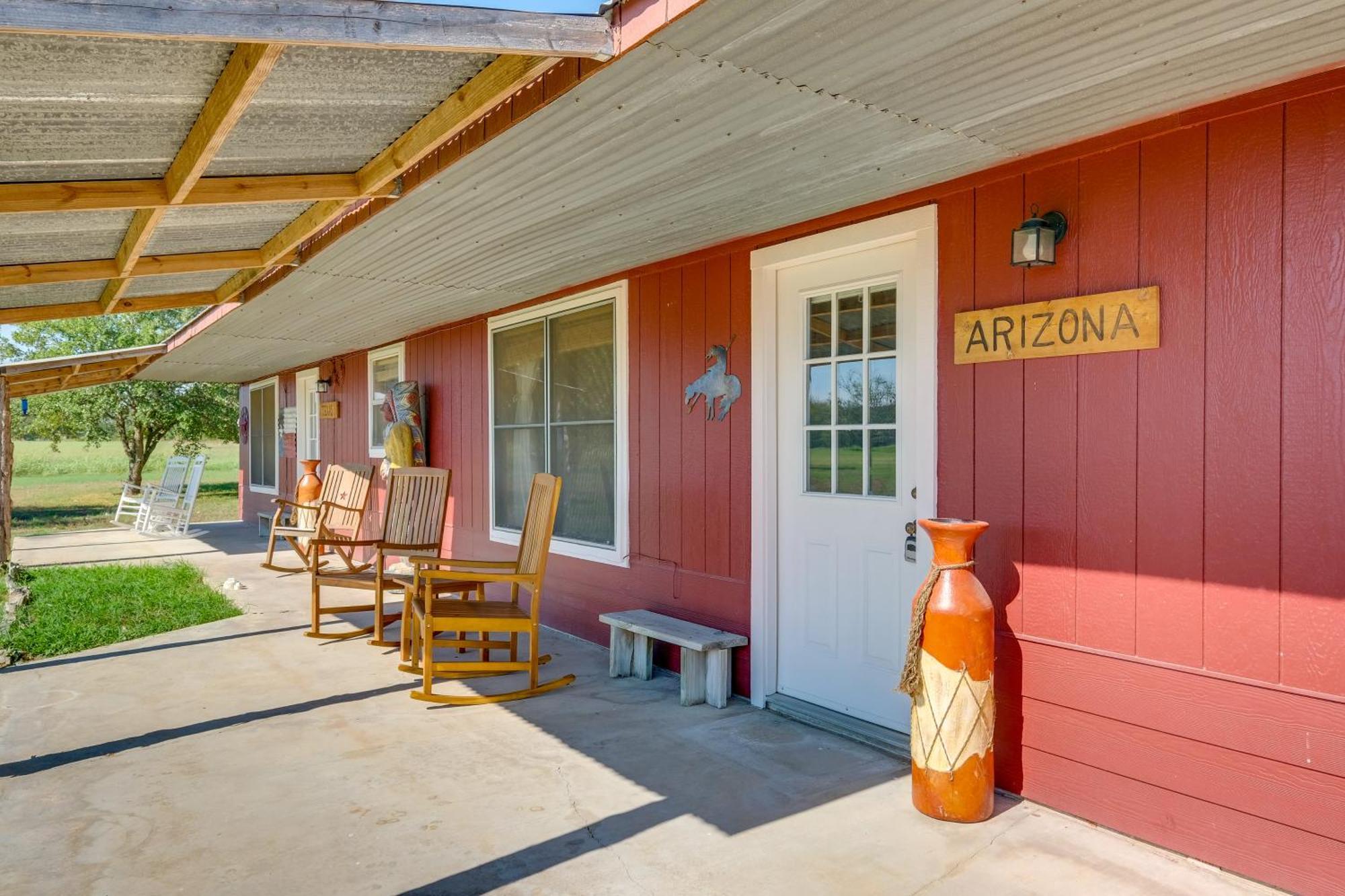 Delightful Carmine Studio On Farm Near Round Top! ภายนอก รูปภาพ
